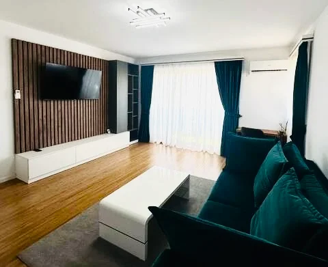 Apartament 28