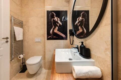 Apartament 28